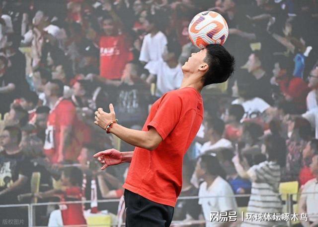 乌法115k欧元买断阿加波夫，结束租借正式加盟