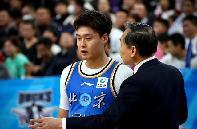 检方调取伍兹醉驾案医疗记录