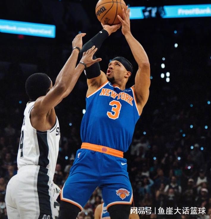 乌法115k欧元买断阿加波夫，结束租借正式加盟