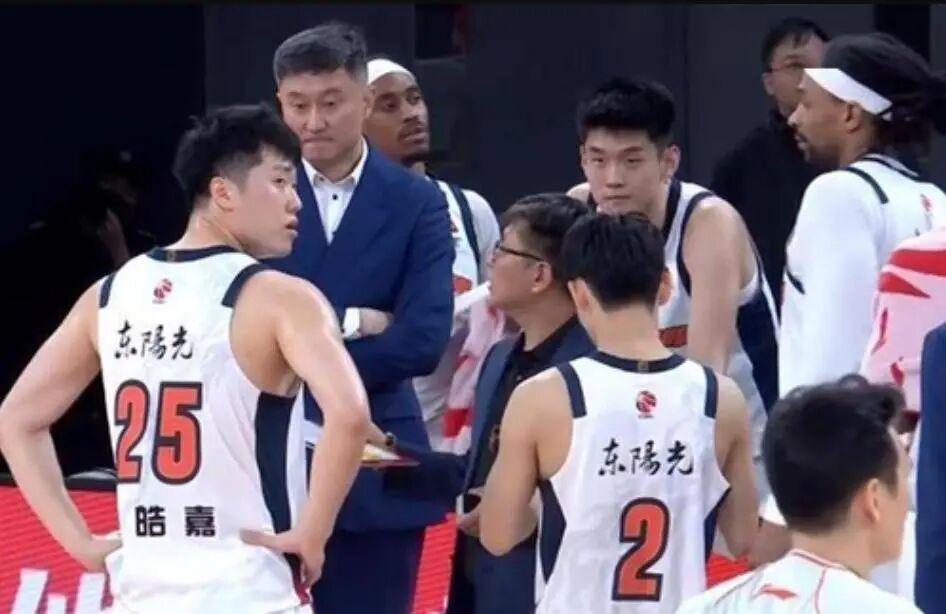 好博体育-罗马诺：纽卡接近签下阿贾克斯18岁中场斯图尔，总价超2500万欧