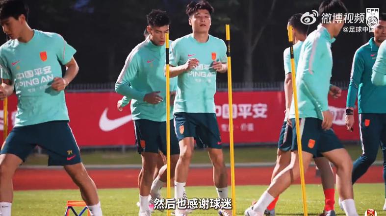 队报：巴黎卖拉莫斯和李刚仁收入破亿，将签阿克利乌舍和迪奥曼德