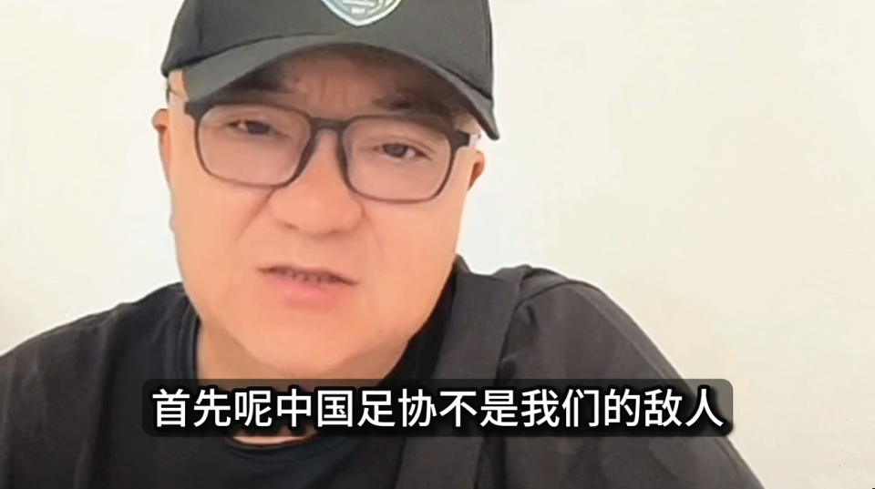 罗马诺：曼联2月就和安德雷桑托斯经纪人沟通，维韦尔了解他