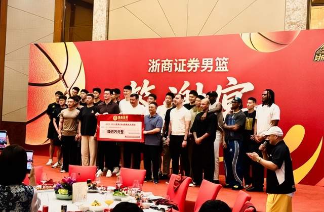 图赫尔：我们已经适应了这里的气候，现在状态很好