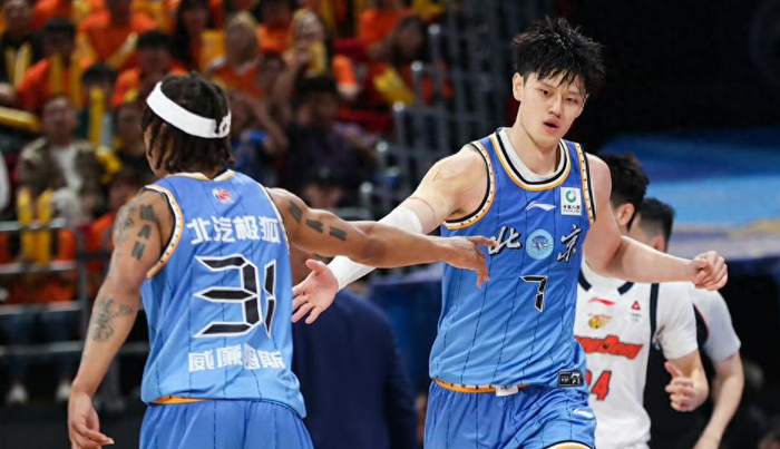 53年了！尼克斯第3冠战T！他们是狂狗！