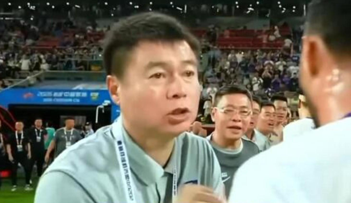 检方调取伍兹醉驾案医疗记录