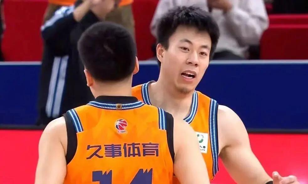 加盟尼克斯！直接宣布退役！生涯第二次错过总冠军