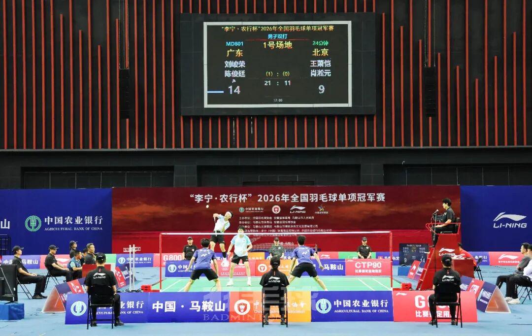 刺记建议火箭用KD换福克斯：薪资对等+为哈珀让位+休城补最弱一环