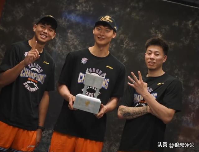 西蒙斯看好勇士得到詹姆斯