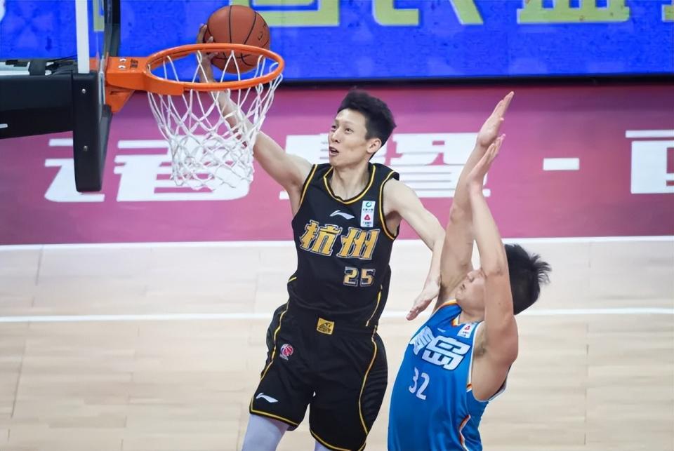 老鹰引援头号目标锁定里夫斯