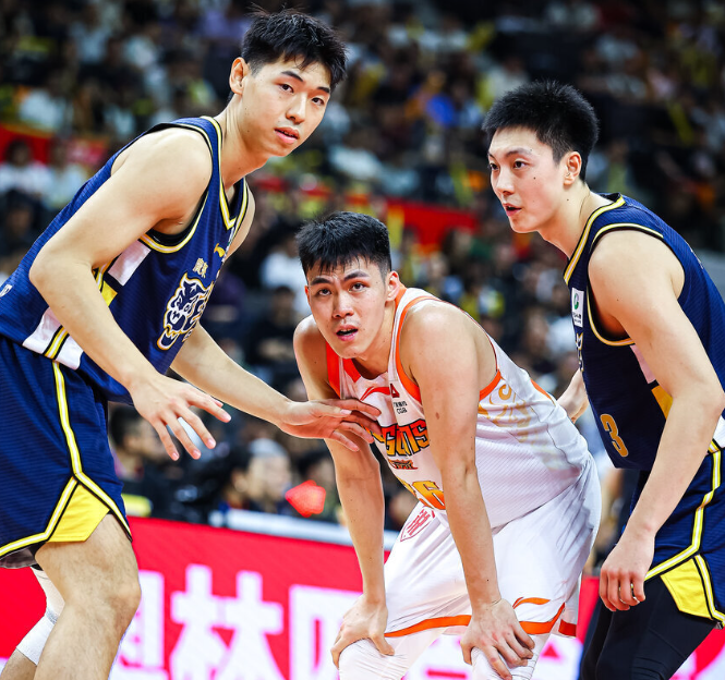 多兰要求球员季后赛禁欲10周？尼克斯53年首冠幕后故事曝光