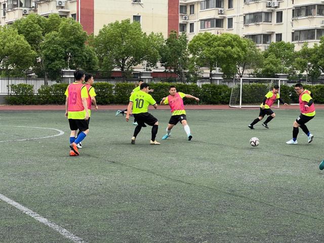 爆了！爆了！文班5年3亿！福克斯离队去尼克斯庆祝！