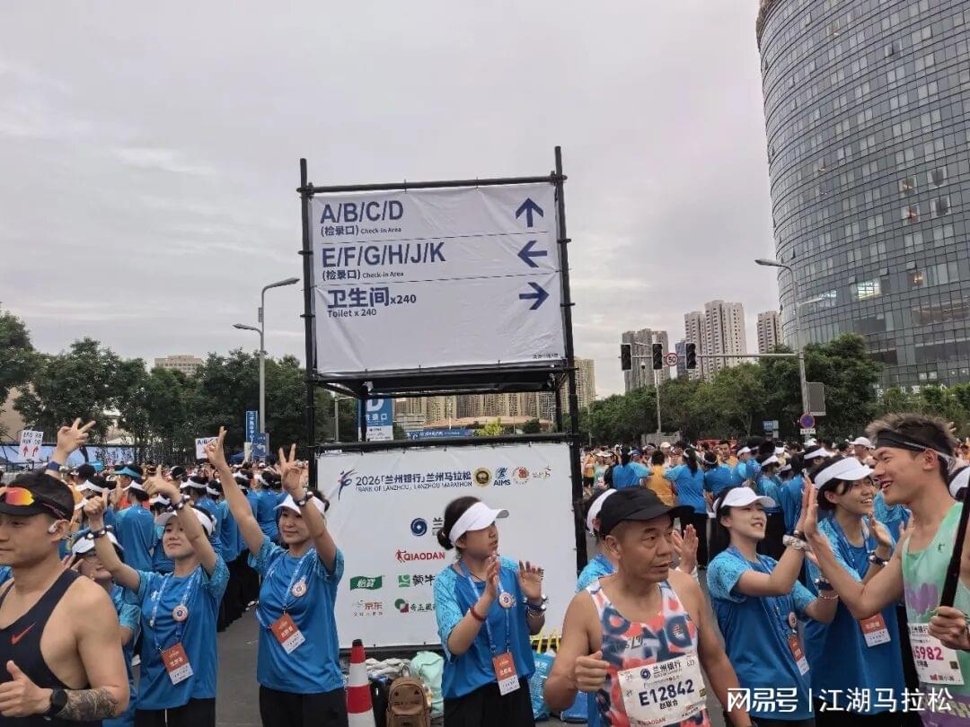 5年2.85亿美金！NBA最不受待见FMVP！绿军酝酿大交易