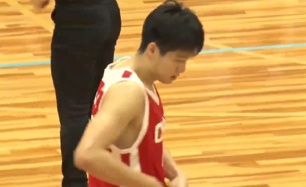 福克斯从未关注马刺何谈取关！老板儿子言论才扎心 美记：难交易