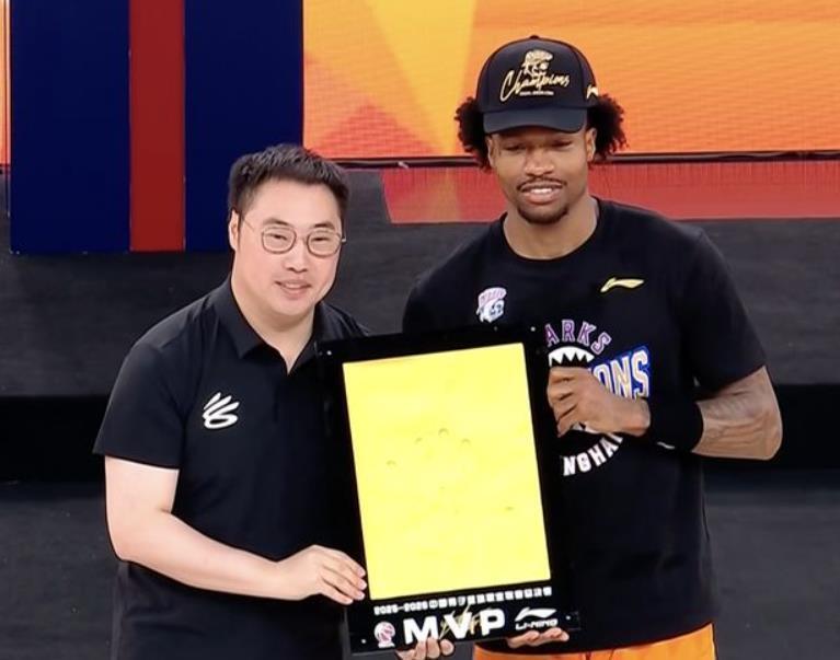 尼克斯27年史（一）：99年打总决赛的尼克斯为何三年就沦为鱼腩