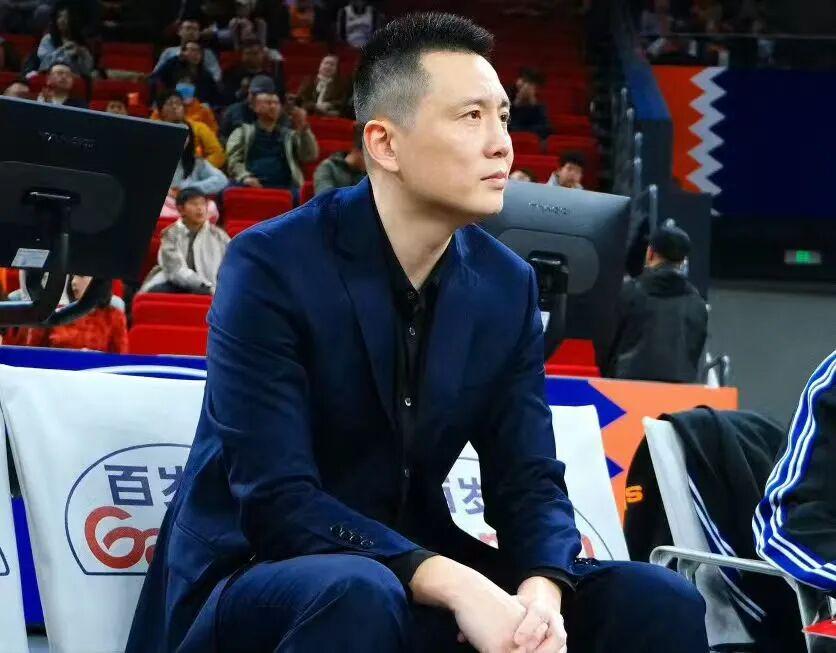 蒂格建议火箭追福克斯补分卫