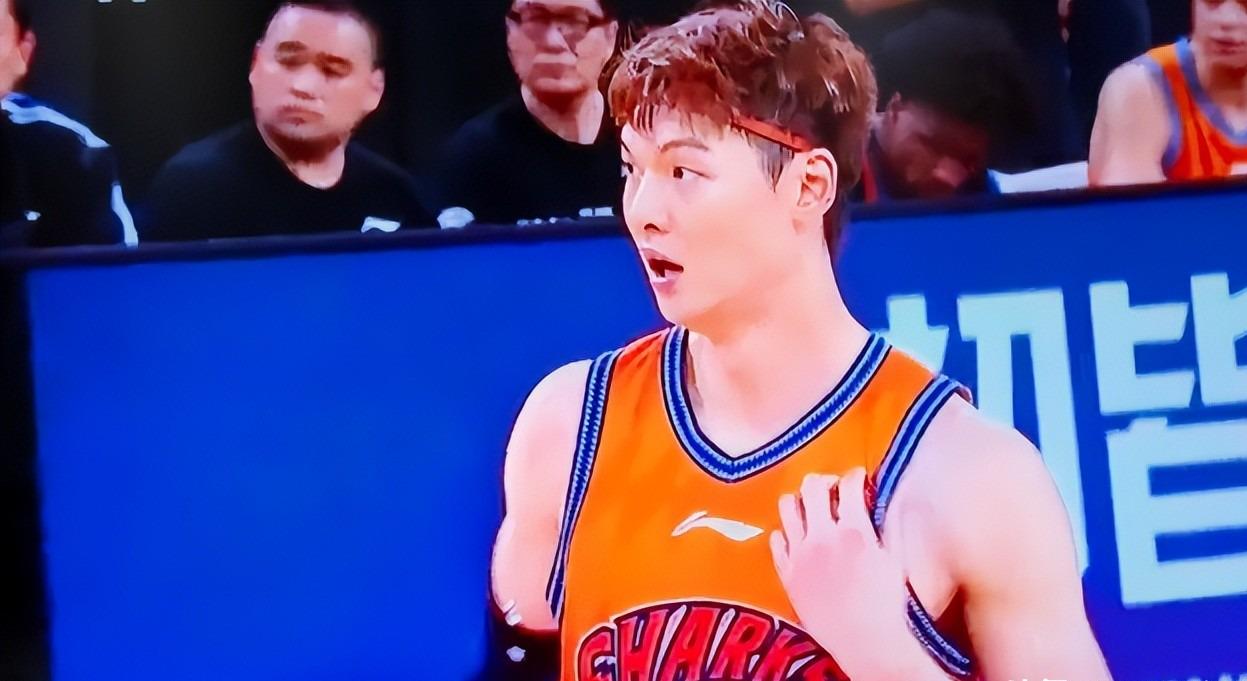 不破不立！文班自我激励：乔丹、詹姆斯早年同样如此，我绝不认输