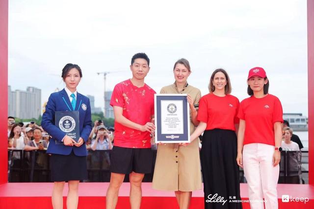 曝马刺考虑交易福克斯