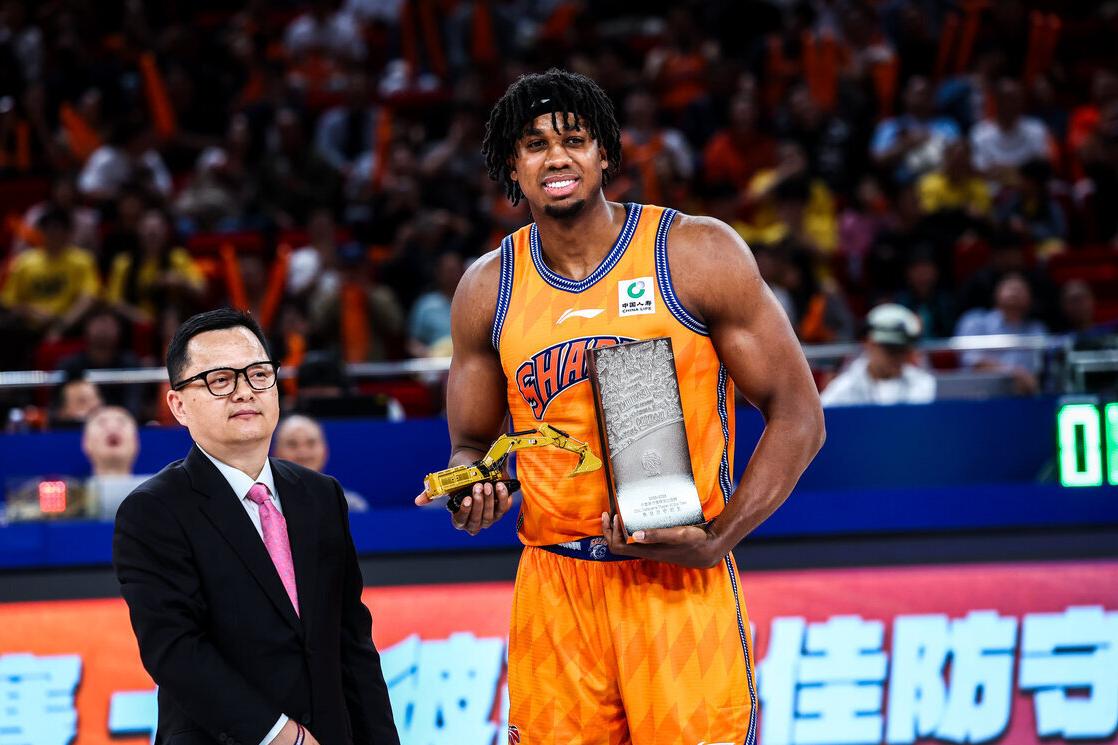 ESPN发布下赛季战力榜：雷霆马刺前二 尼克斯第三