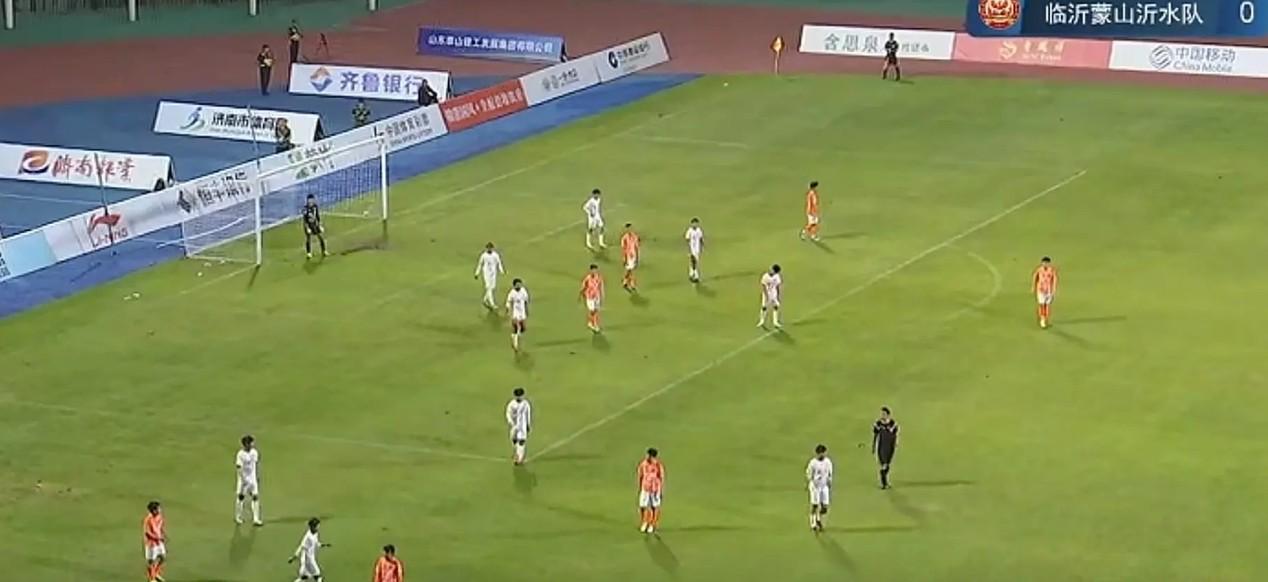 ESPN记者：湖人队内部人士暗示詹姆斯父子可能一起转投新球队