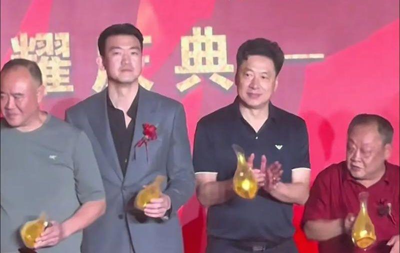 国王交易得拉文 大概率留队