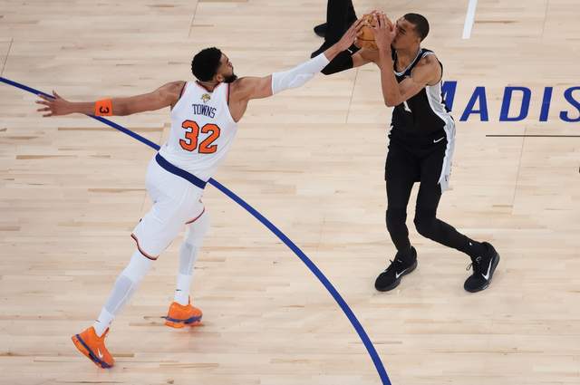 马刺仍将围绕福克斯建队