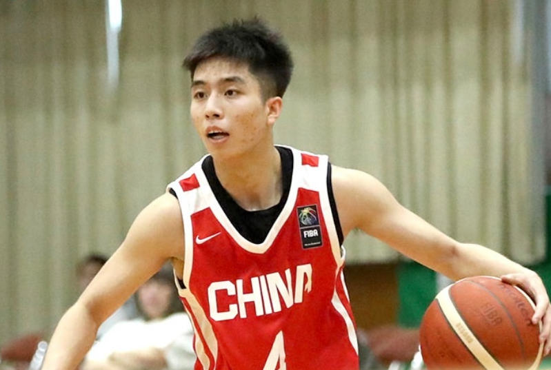 罗马诺：纽卡接近签下阿贾克斯18岁中场斯图尔，总价超2500万欧