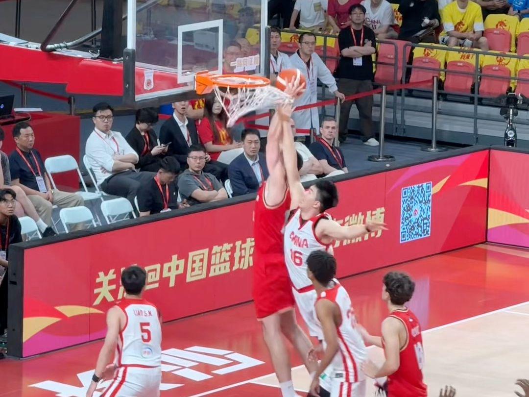 特雷·杨4900万选项在即 奇才面临合同考验
