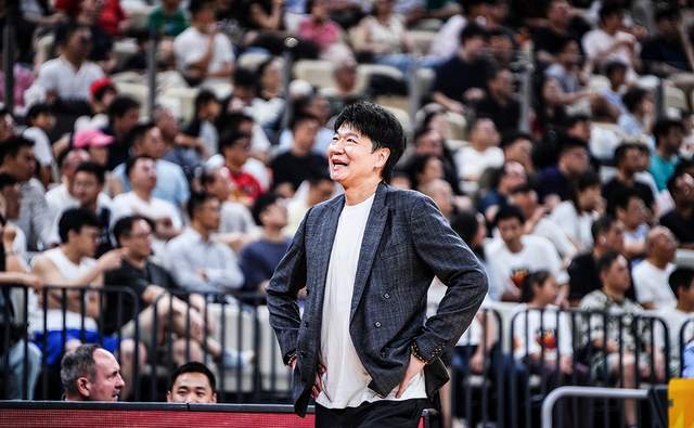 莱斯特城官方：拉塞尔