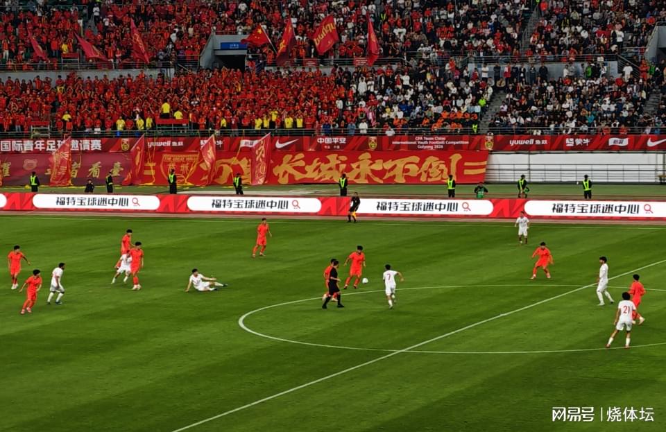 80663人见证！世界杯14亿大战“默契”打平：两队出线无忧